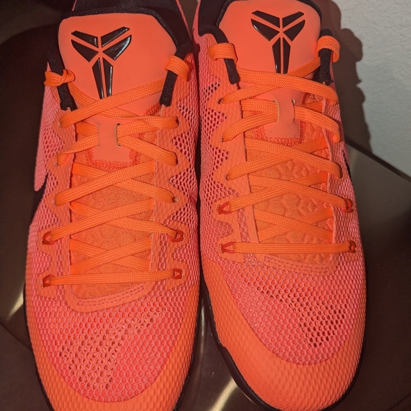 Nike Kobe 11 EM Barcelona Mango - Picture 2 of 4